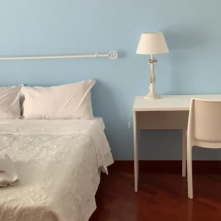 アパート Leo's パレルモ